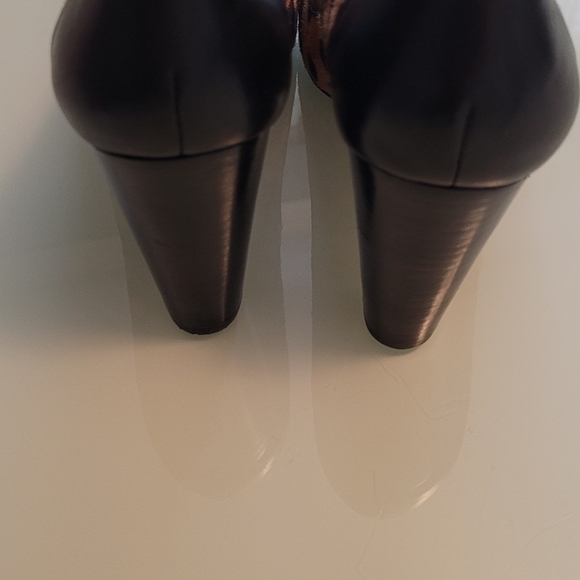 Coach Taffy Cheetah Hair Calf Fashion Pumps Heels Women's Size 7.5 B - Picture 8 of 9